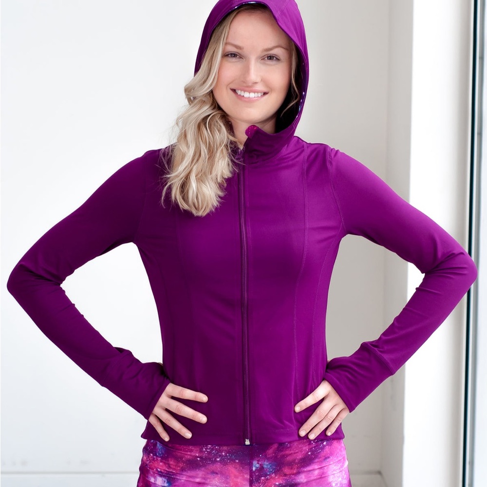 Jill Yoga Burgundy Hooded Jacket - Women’s Small
